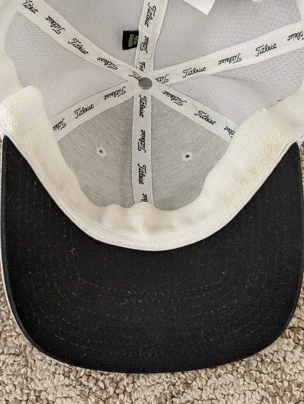 Titleist Tour Performance Mesh Baseball Cap Golf Hat White Black Mesh L XL